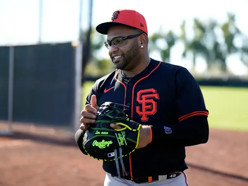 Sandoval recalls sending Zaidi, Bochy workout videos during comeback